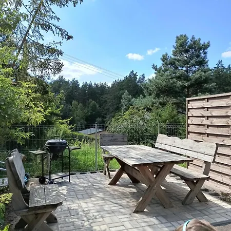 Apartman W Lesie Nad Jeziorem *